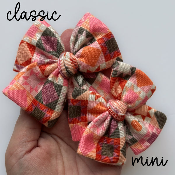 Haunted Heirloom - Ellie Bows