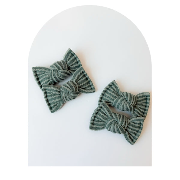 Micro Knotted Bows